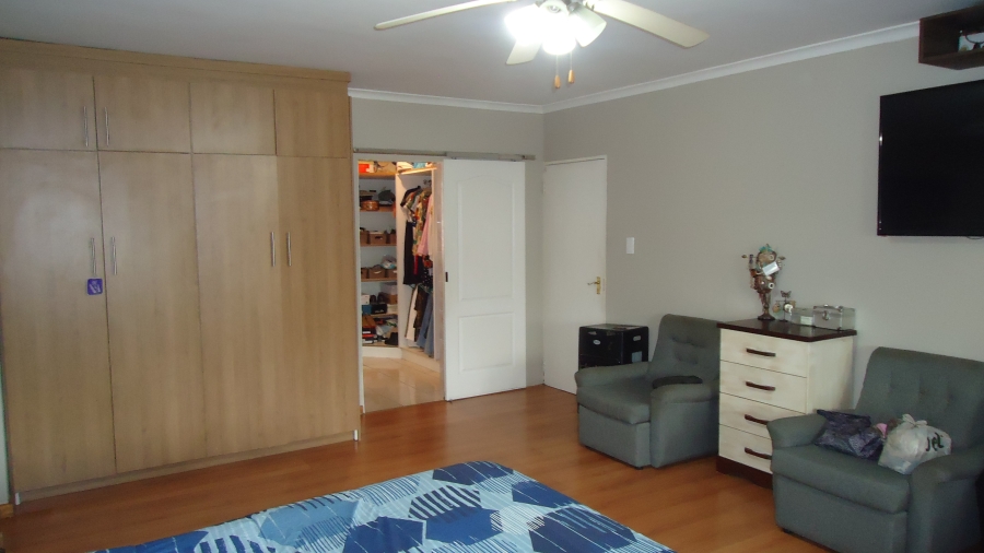 3 Bedroom Property for Sale in Croydon Western Cape